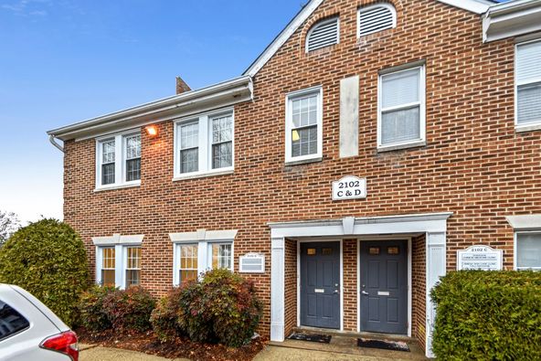 2102 Gallows Rd, Vienna, VA, 22182